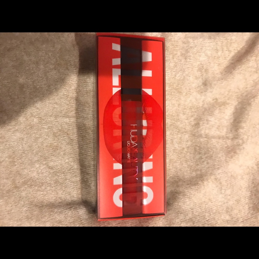 NEW huda beauty allure red matte lipstick